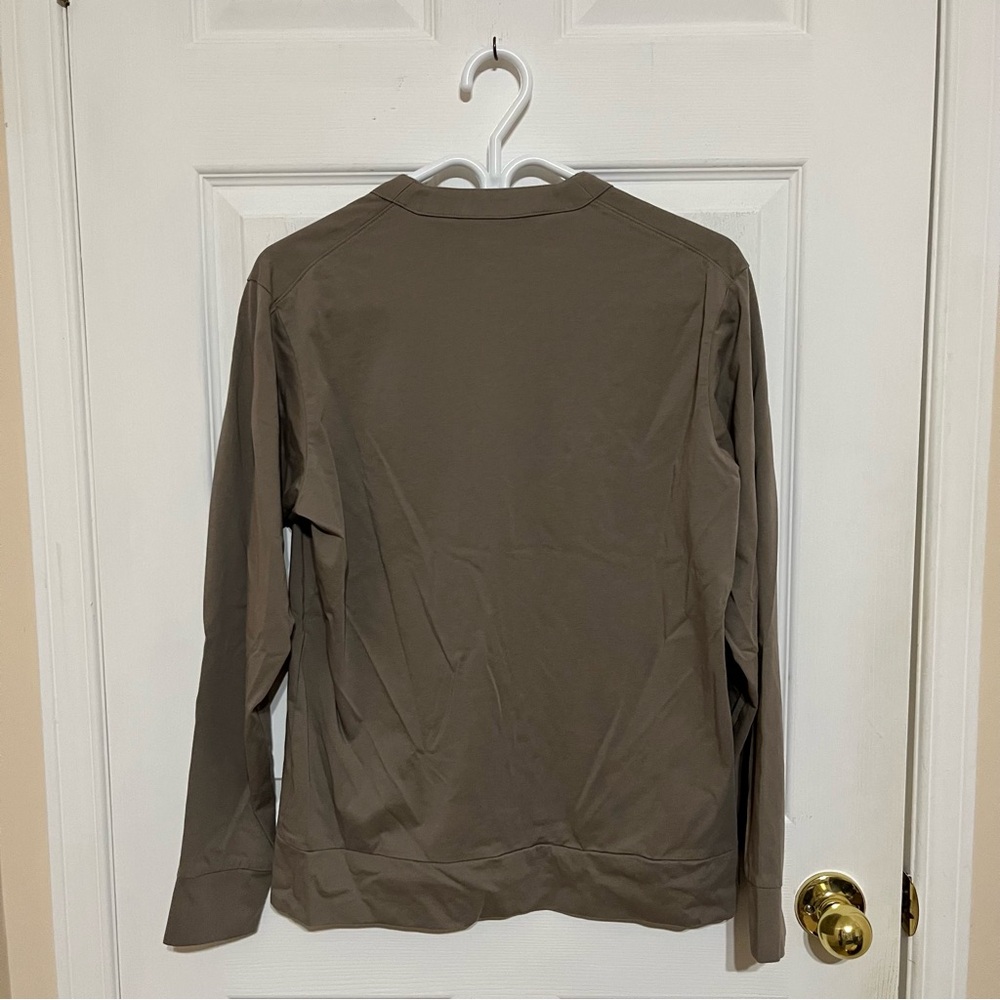 Uniqlo Cardigan Top - Picture 4 of 4